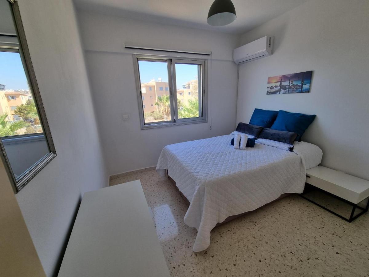 파포스 Diamond Sea View Penthouse 아파트 외부 사진