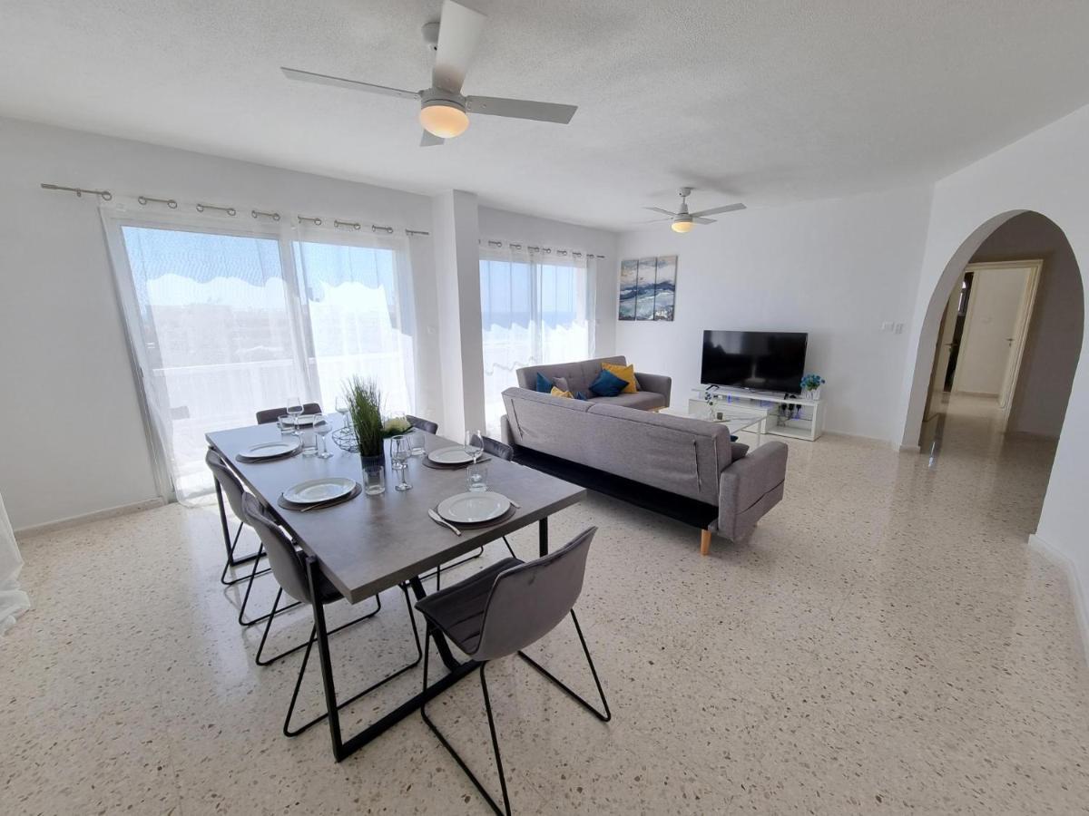 파포스 Diamond Sea View Penthouse 아파트 외부 사진